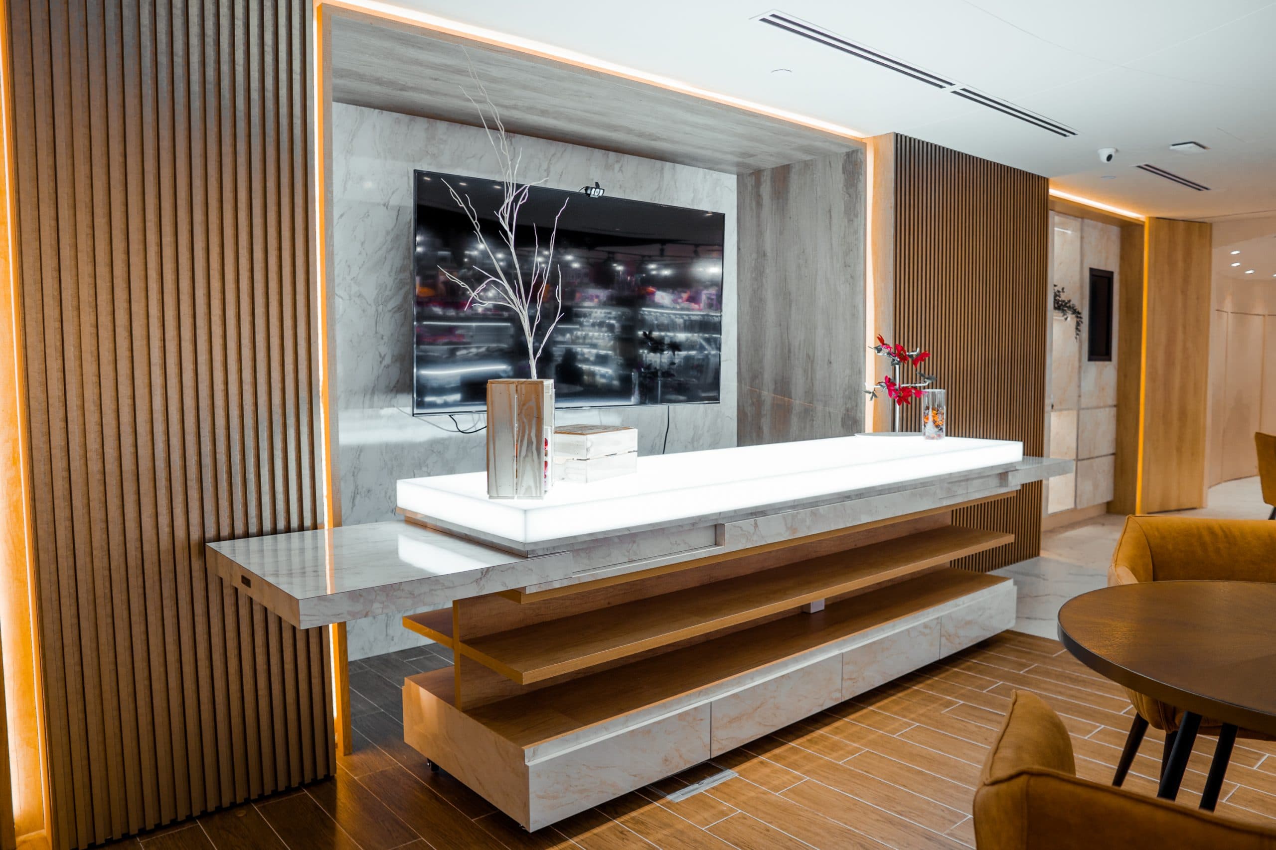 NTUC LOUNGE, Foto 2