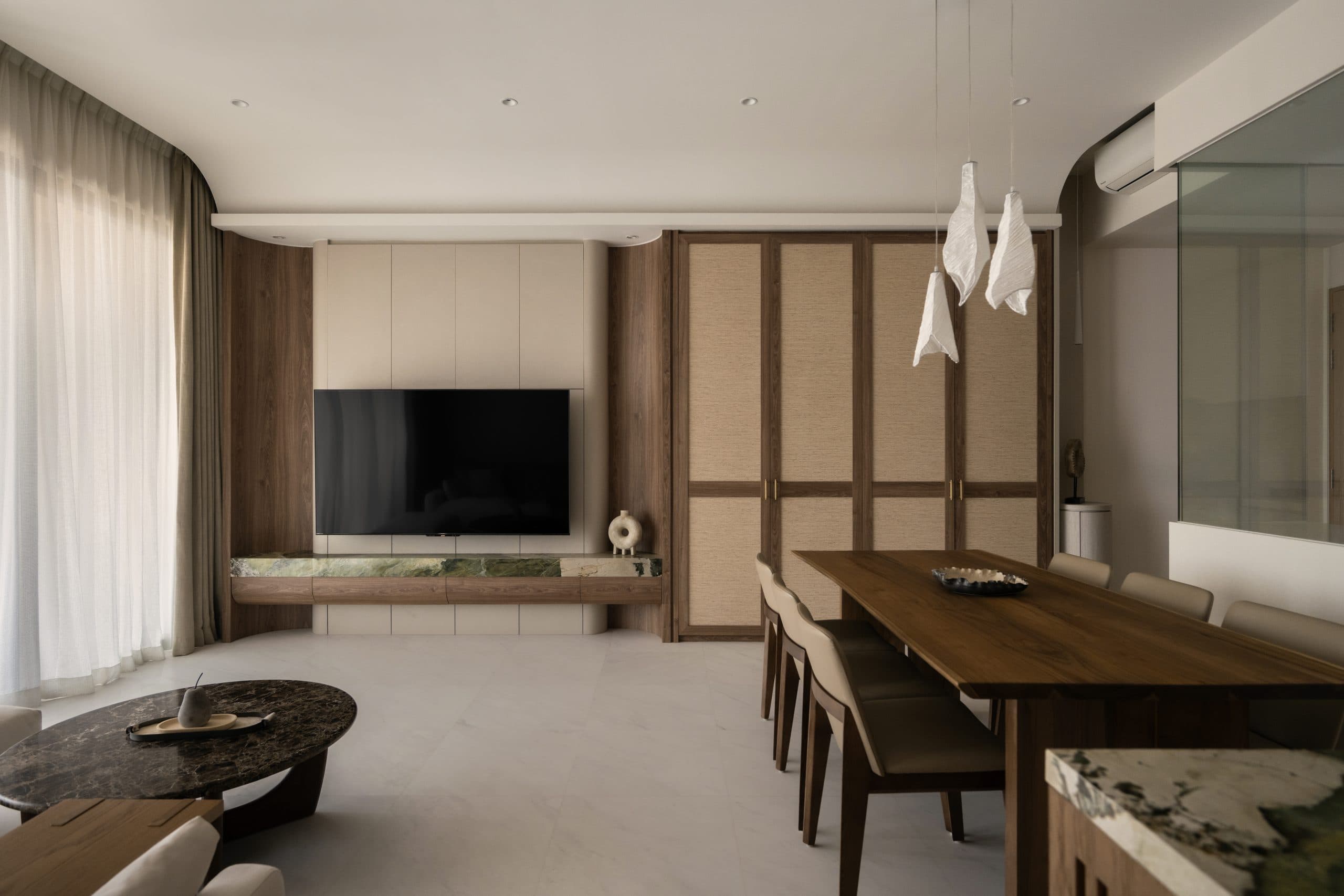 Jade-Oak, ruang tamu, foto 1